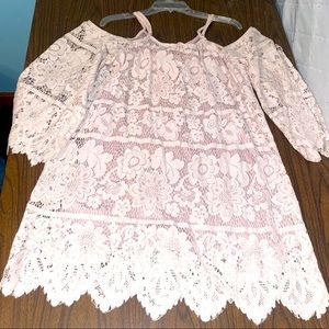 Laced light pink dress